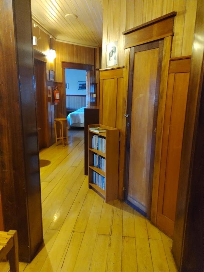 Appartement Hostal Florencia à Puerto Varas Extérieur photo